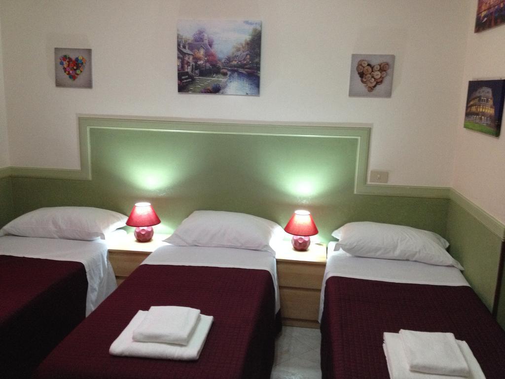 Rome Rainbow Guest House ภายนอก รูปภาพ