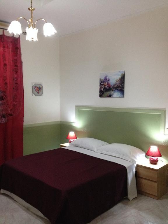 Rome Rainbow Guest House ภายนอก รูปภาพ